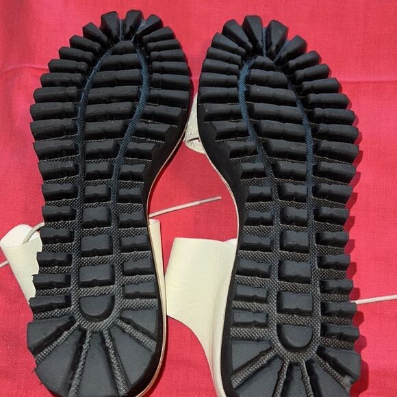 ALL BLACK platform cream off-white sandals. EUC. Size EU39.  US 8.5 - Picture 6 of 6